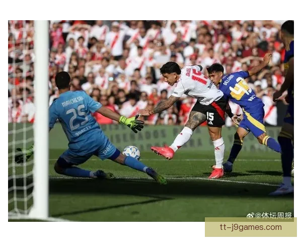 博卡青年客场战平河床 阿根廷超级德比再度上演激烈对决